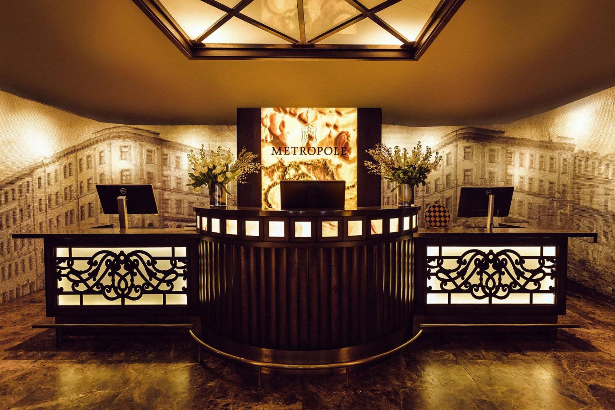 Eurostars Metropole Hotelli