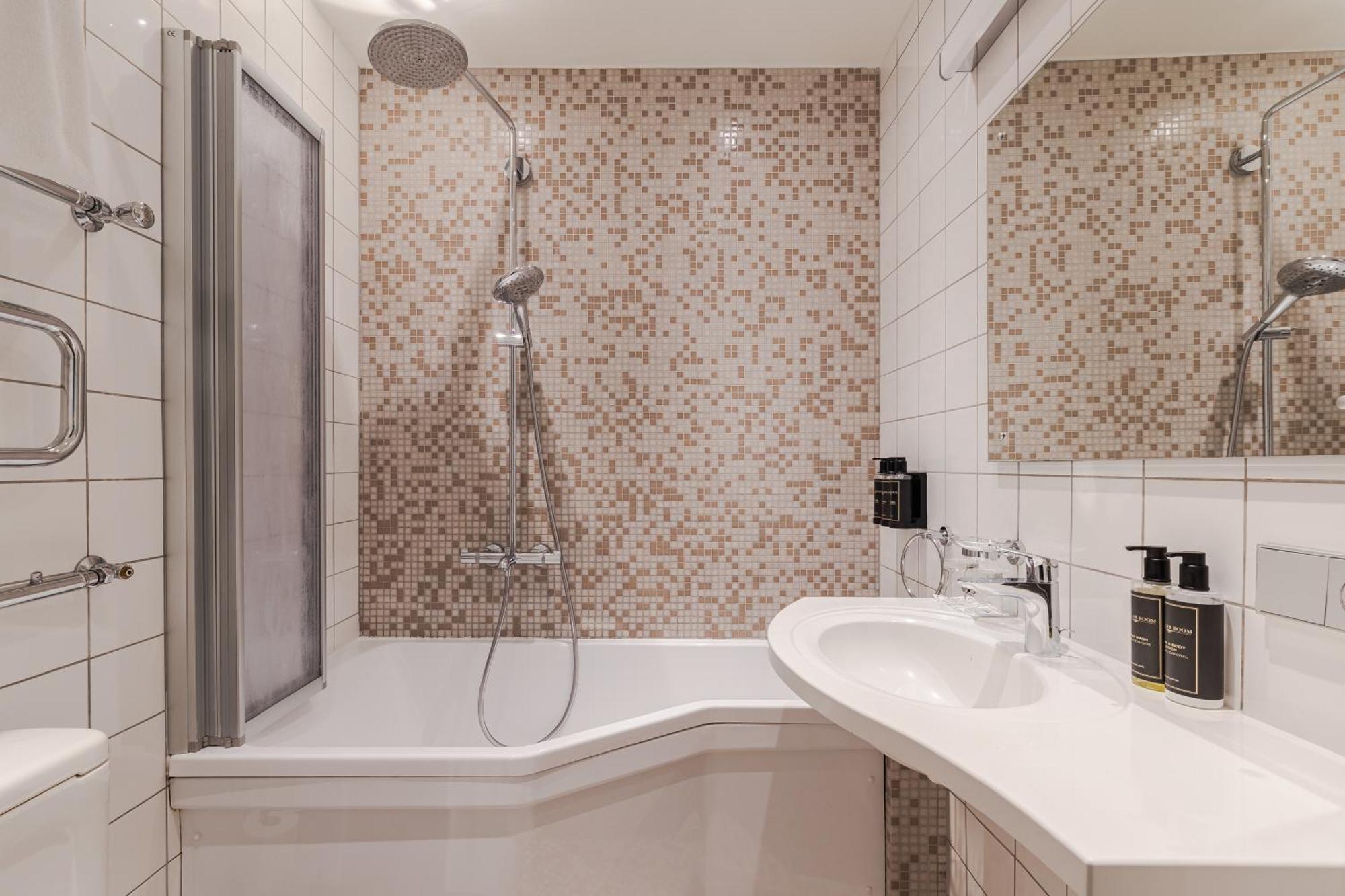 Hotell Eurostars Metropole 4*