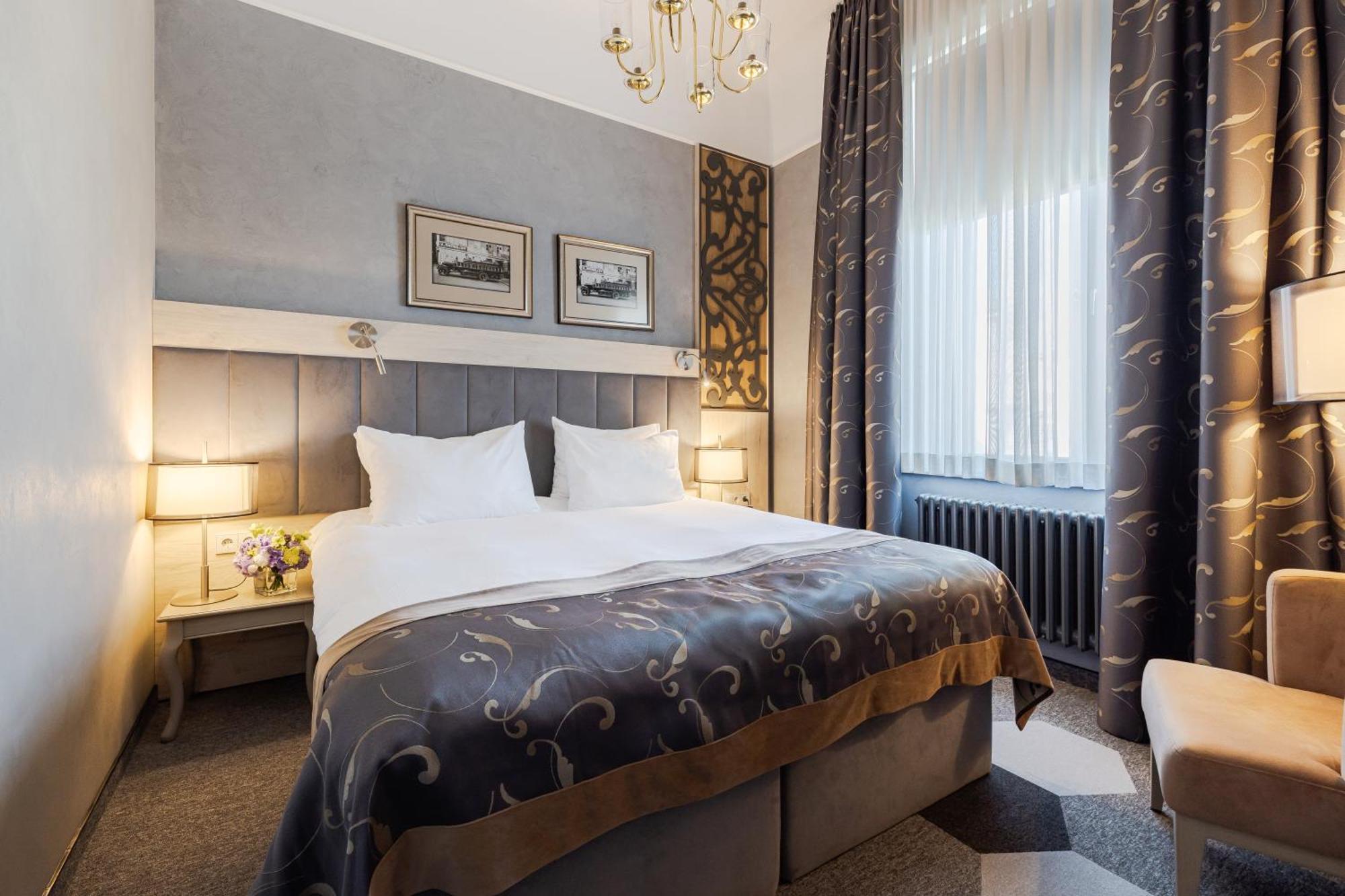 Hotell Eurostars Metropole 4*